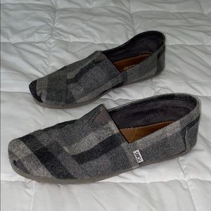 TOMS Shoes